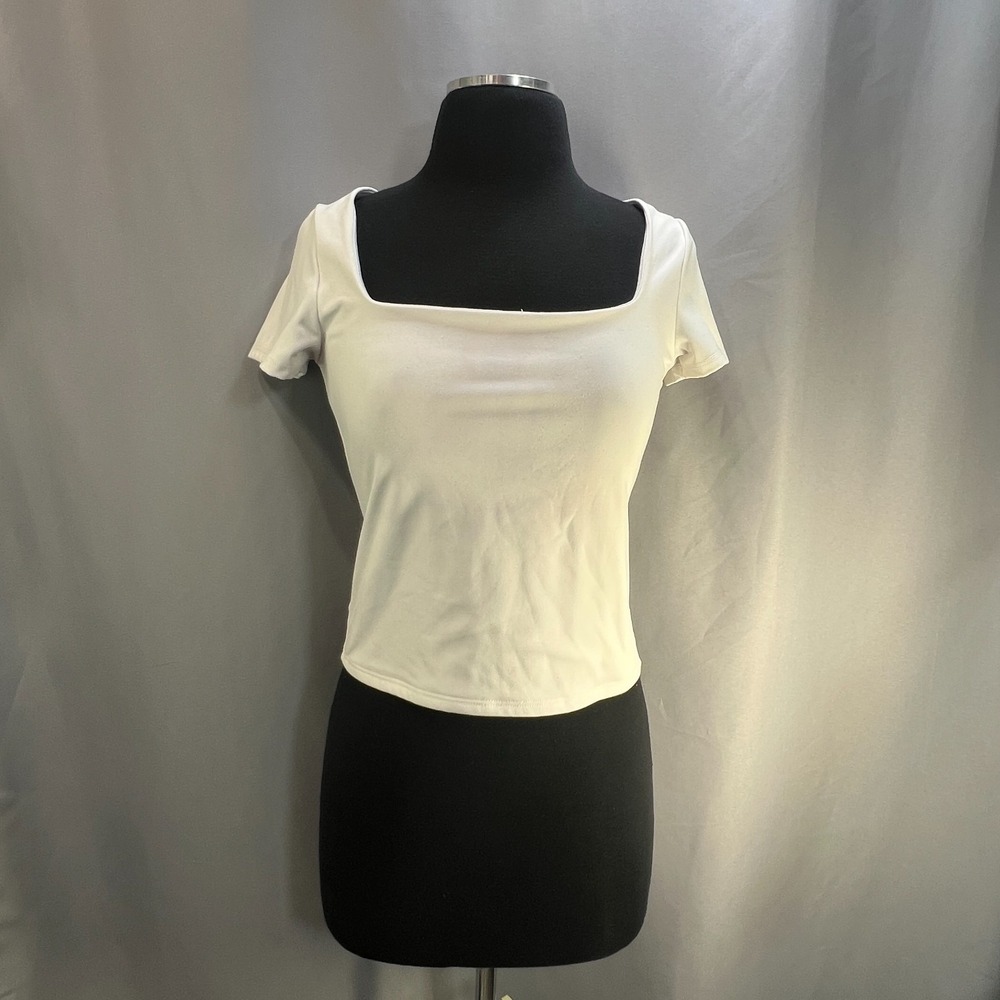 Live In The Moment Crop Top Womens Medium White Square Neck Short Sleeve Summer